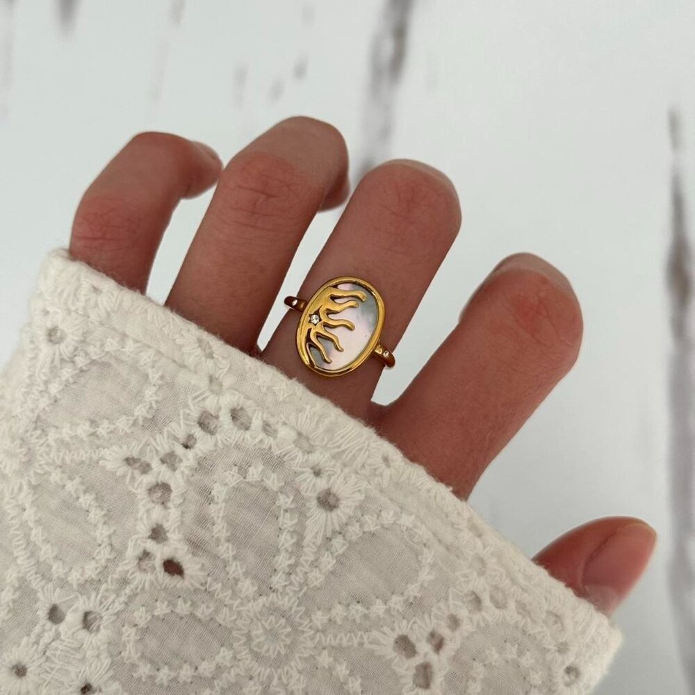 Sku:0362 gold ring sun pearl moon stone zircon stone made of stainless‎ steel